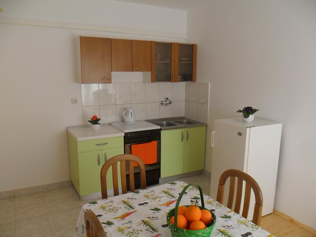 Apartment Ivo Trogir Exterior photo